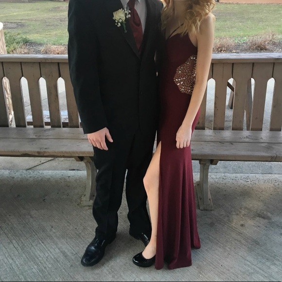 Macy's Dresses & Skirts - Maroon prom dress